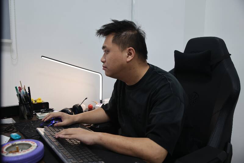A design team that lights up the spirit of creativity (图3)